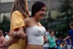 Downblouse, see-thru :: Wpadka, nip slip, see-thru, downblou